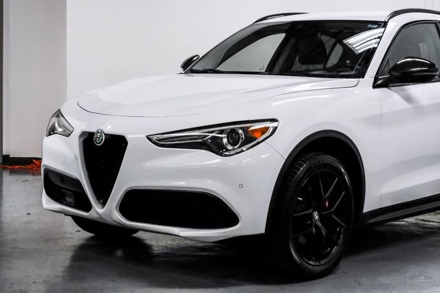 Used 2019 Alfa Romeo Stelvio w/ Nero Edizione RWD image 9