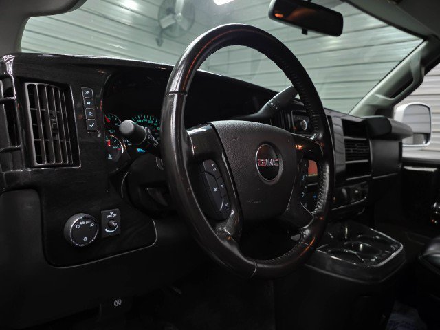 Used 2018 GMC Savana 2500 Extended w/ Enhanced Convenience Package RWD image 20