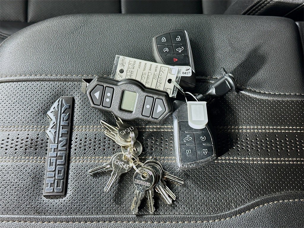 Used 2024 Chevrolet Silverado 3500 High Country w/ High Country Premium Package image 36