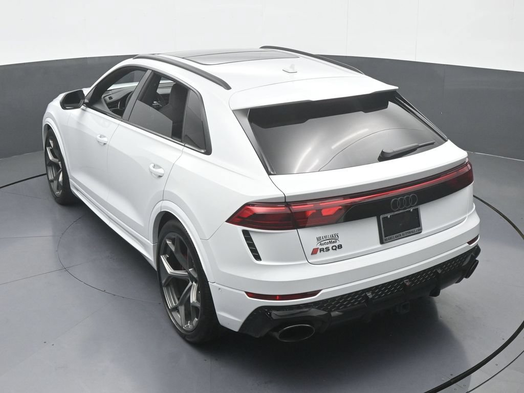 Used 2026 Audi RS Q8 performance AWD/4WD image 68