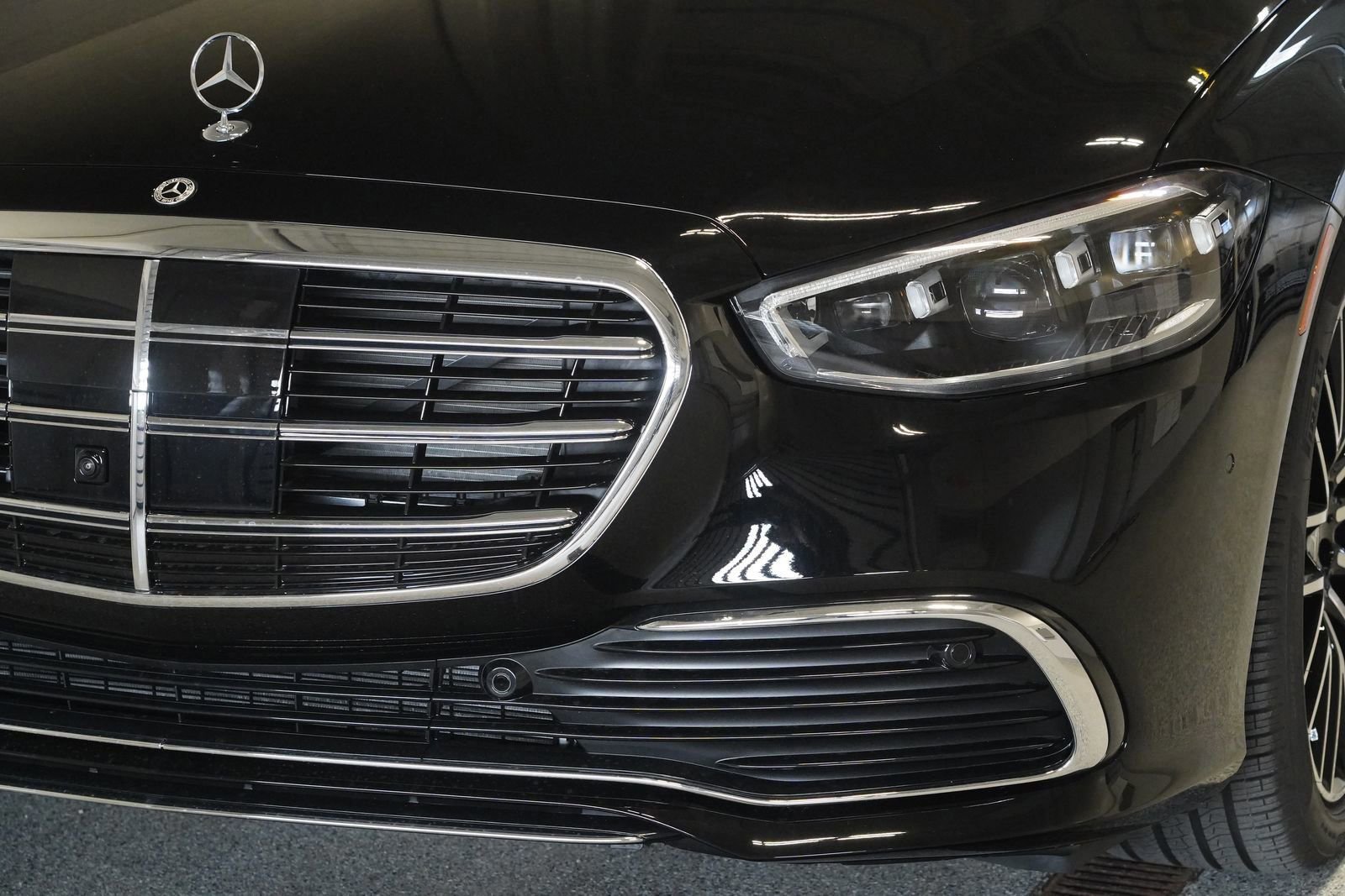 New 2026 Mercedes-Benz S 500 4MATIC image 8