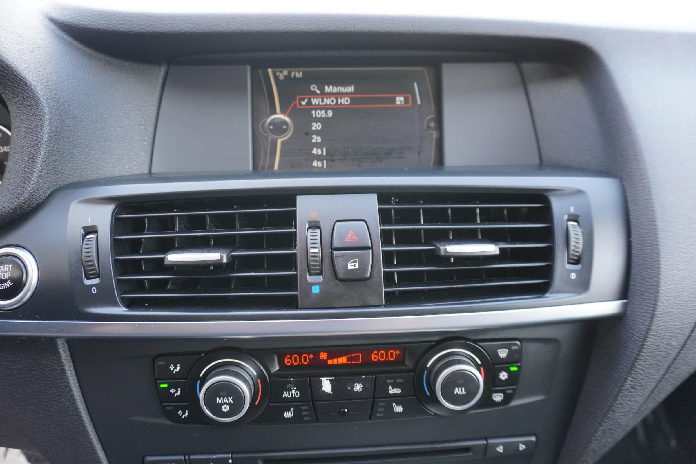 Used 2011 BMW X3 xDrive28i AWD/4WD image 17