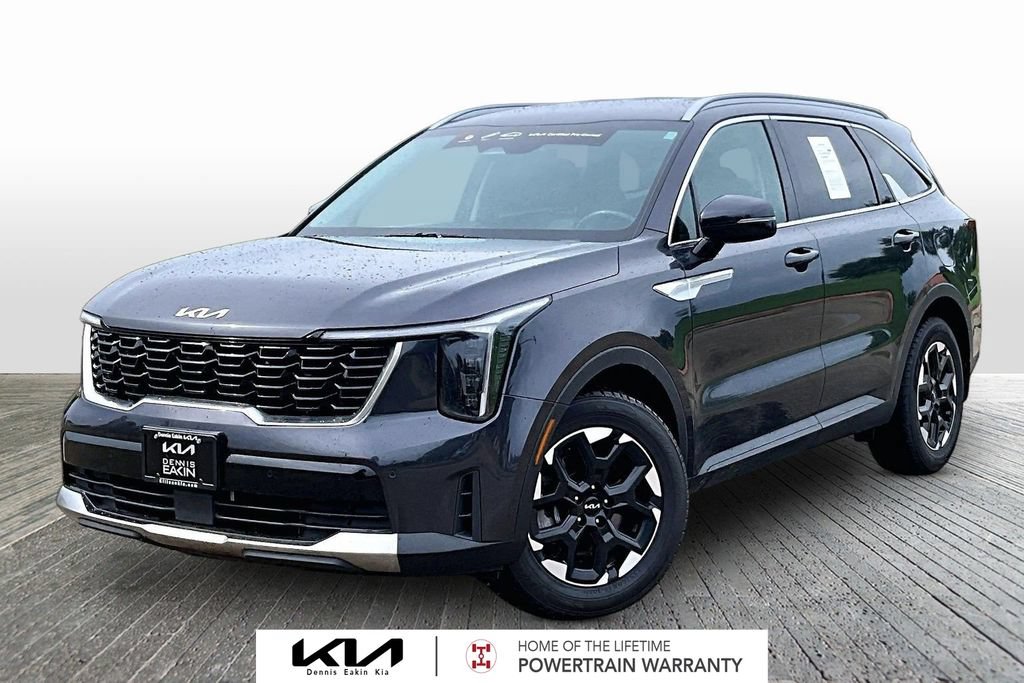 Certified 2025 Kia Sorento S FWD image 1