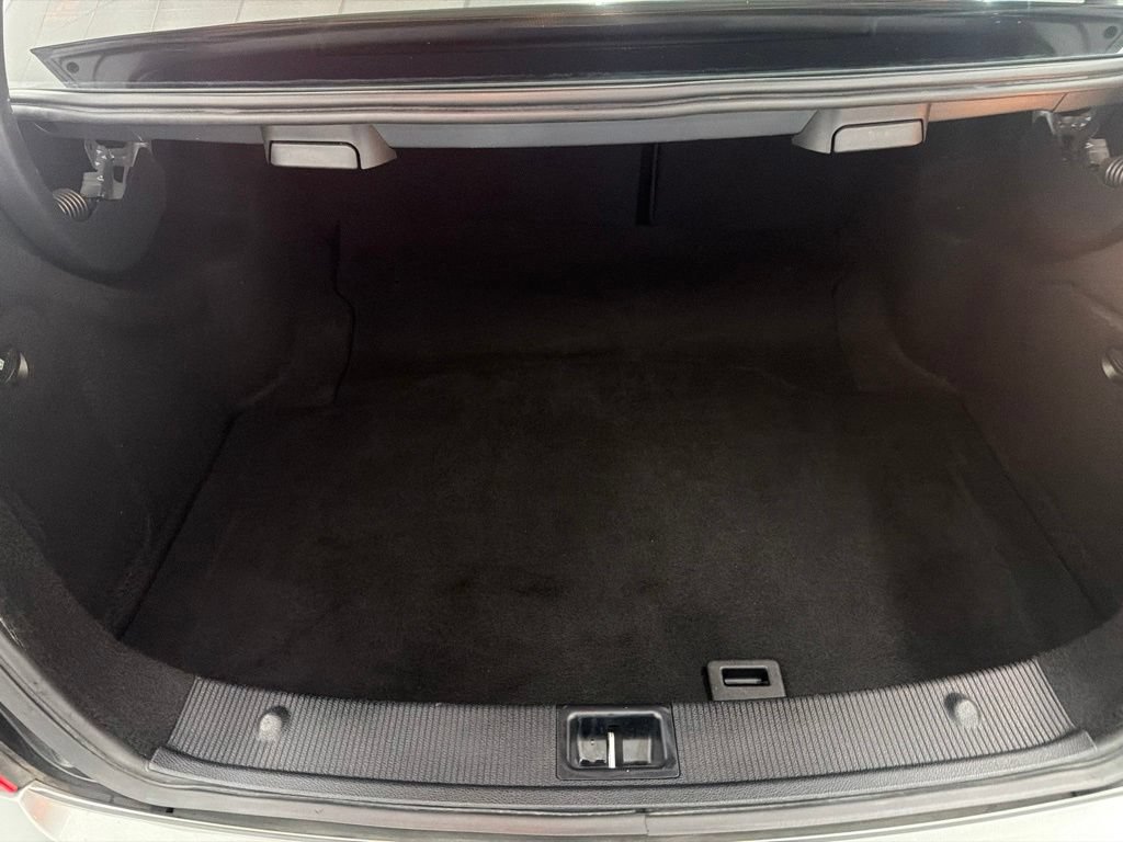 Used 2013 Mercedes-Benz C 250 Sedan image 24