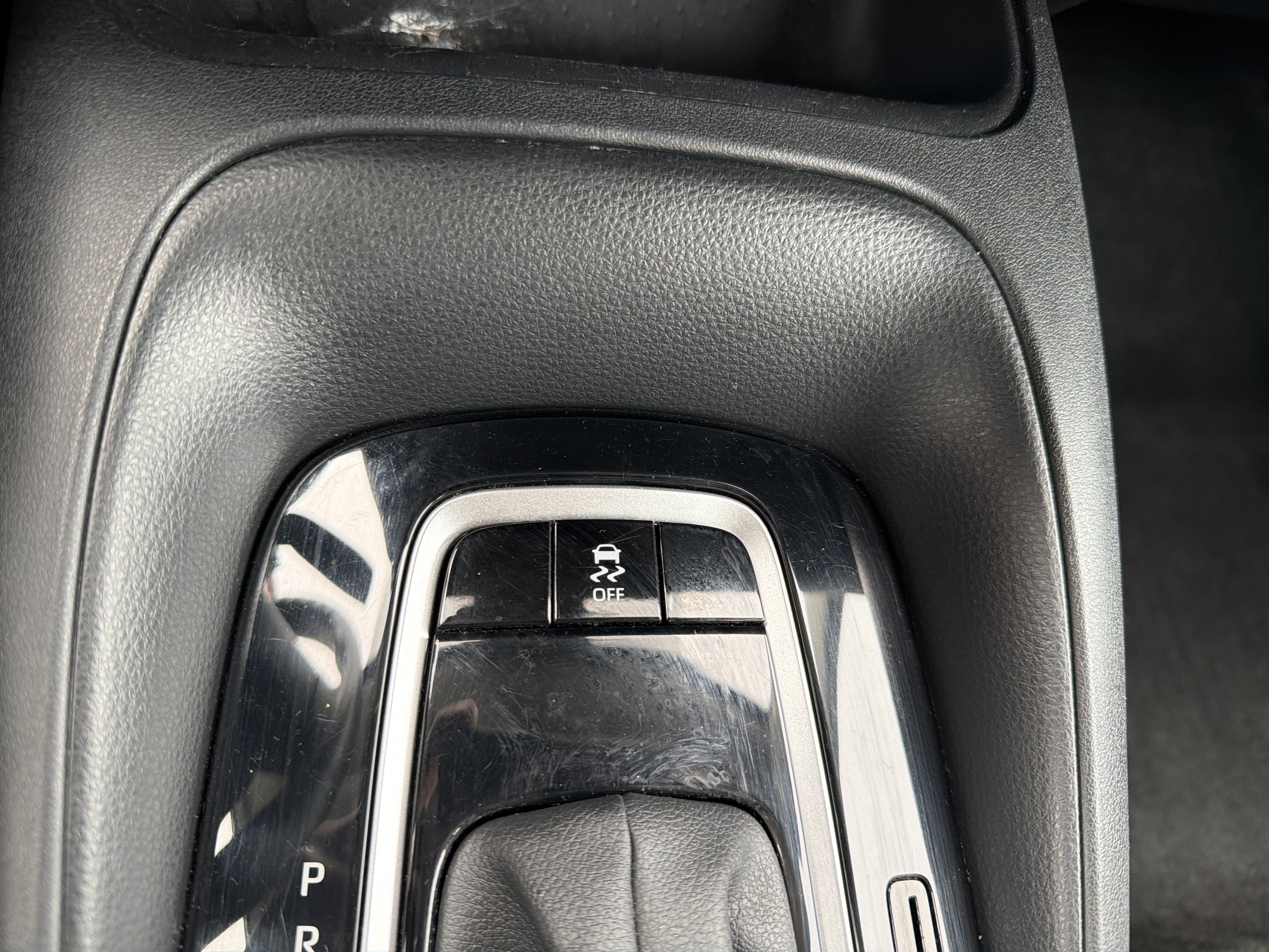 Used 2024 Toyota Corolla LE FWD image 18