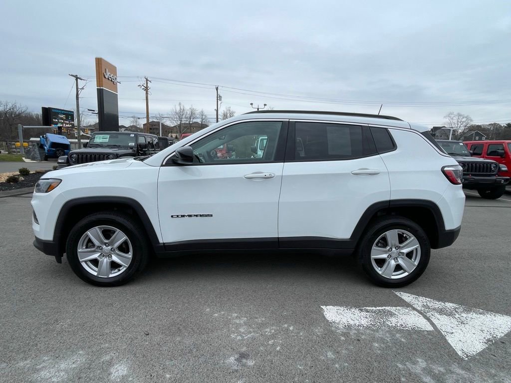 Certified 2022 Jeep Compass Latitude image 6