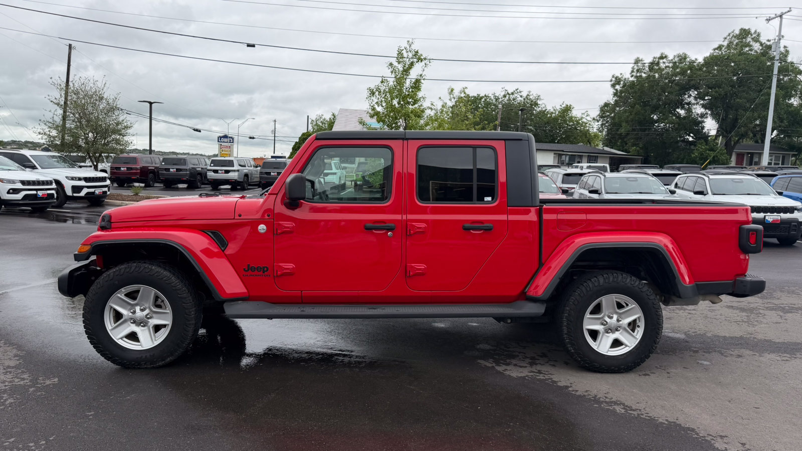 Certified 2021 Jeep Gladiator Sport AWD/4WD image 8
