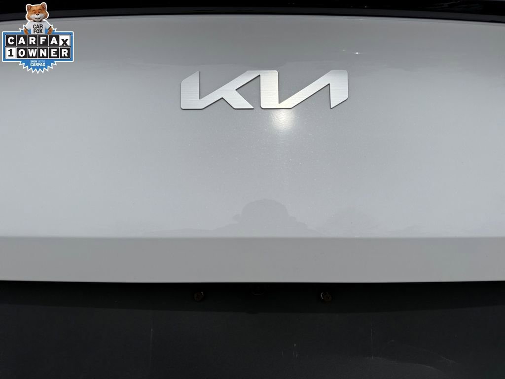 Certified 2025 Kia Sportage LX AWD/4WD image 17
