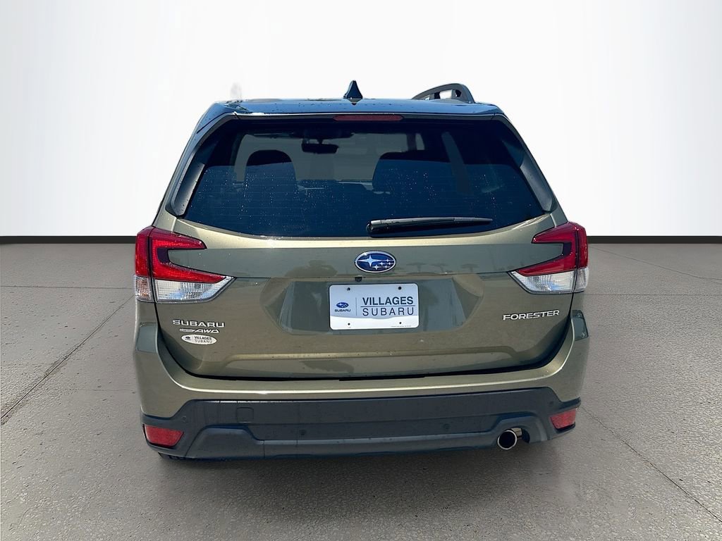 Used 2024 Subaru Forester Limited AWD/4WD image 6