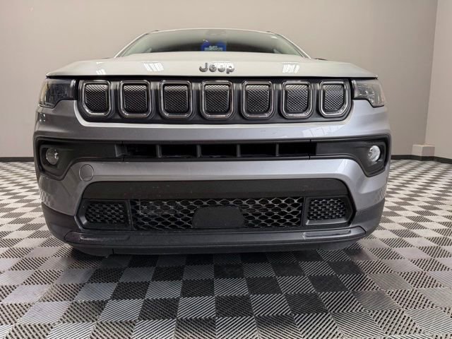 Used 2022 Jeep Compass Latitude AWD/4WD image 3
