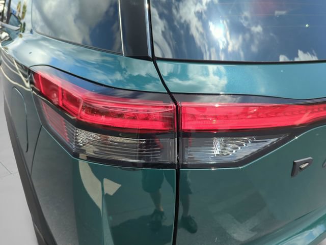 Certified 2025 Nissan Pathfinder Rock Creek AWD/4WD image 45