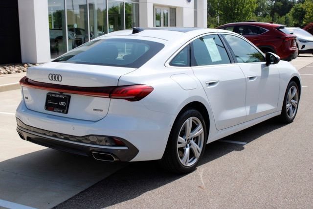 Used 2025 Audi A5 2.0T Premium Plus w/ Premium Plus AWD/4WD image 3
