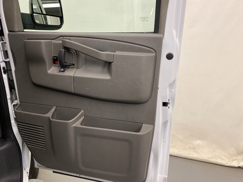 Used 2024 Chevrolet Express 2500 w/ Driver Convenience Package RWD image 11