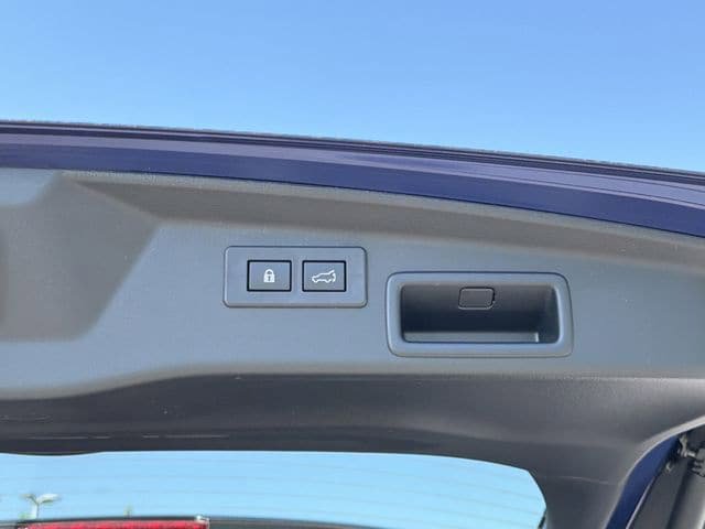 New 2026 Subaru Outback Touring AWD/4WD image 15