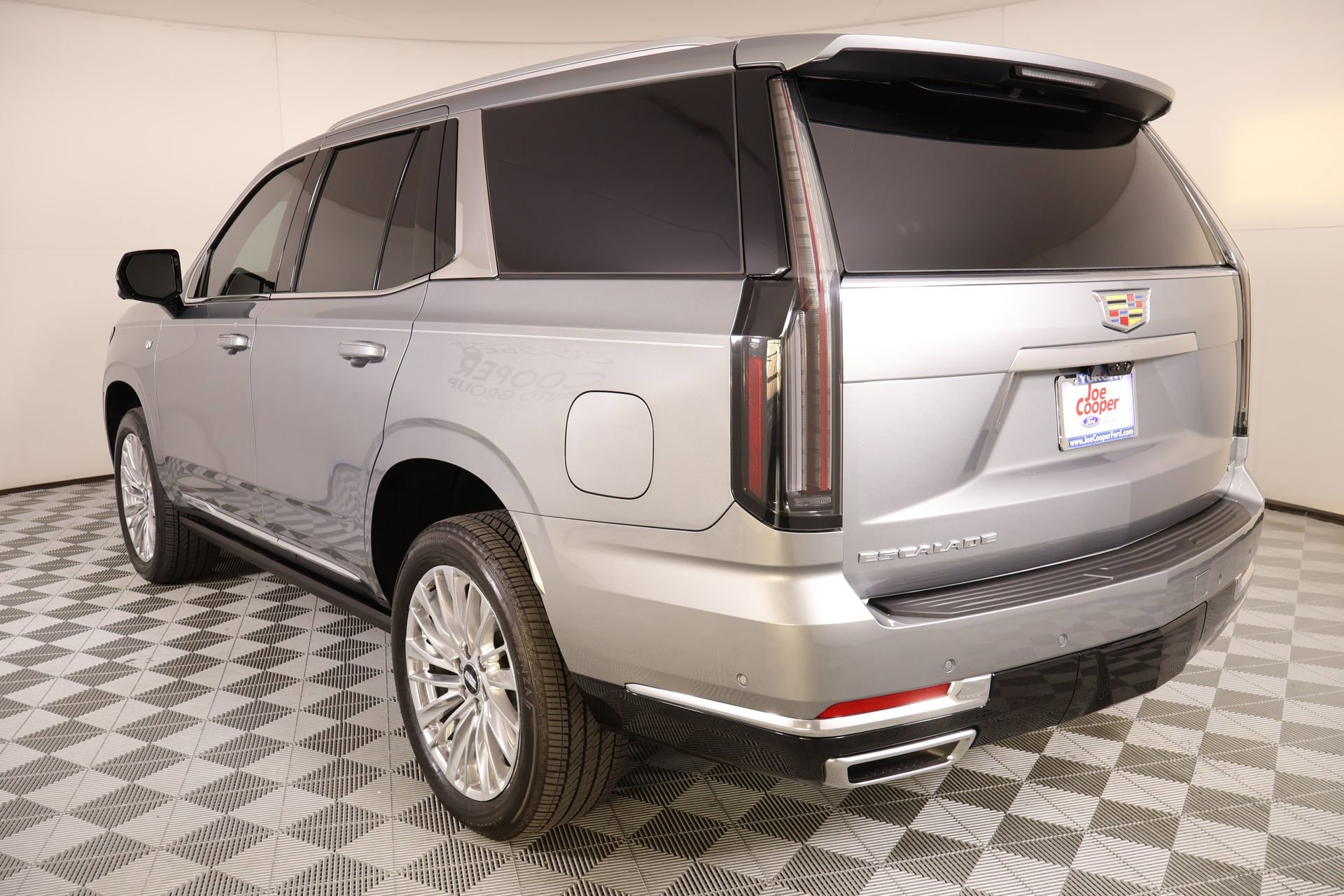 Used 2026 Cadillac Escalade Luxury w/ LPO, Floor Liner Package image 26