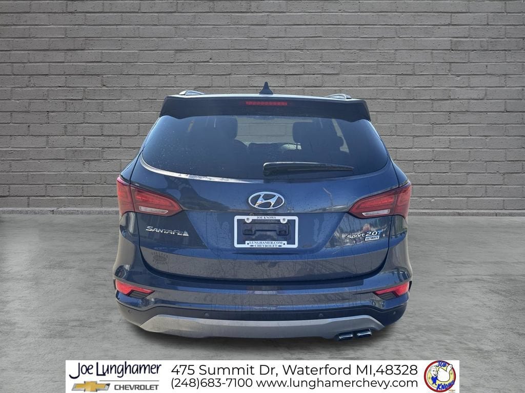 Used 2017 Hyundai Santa Fe Sport FWD image 4