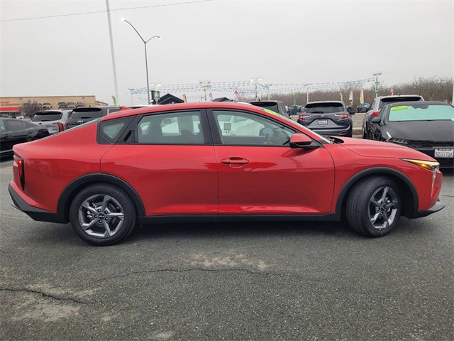 Used 2025 Kia K4 LXS image 3