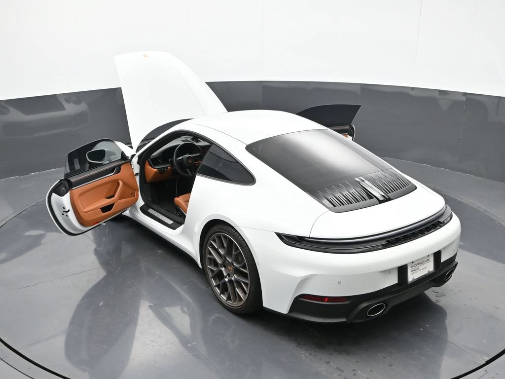 Certified 2025 Porsche 911 Carrera RWD image 25