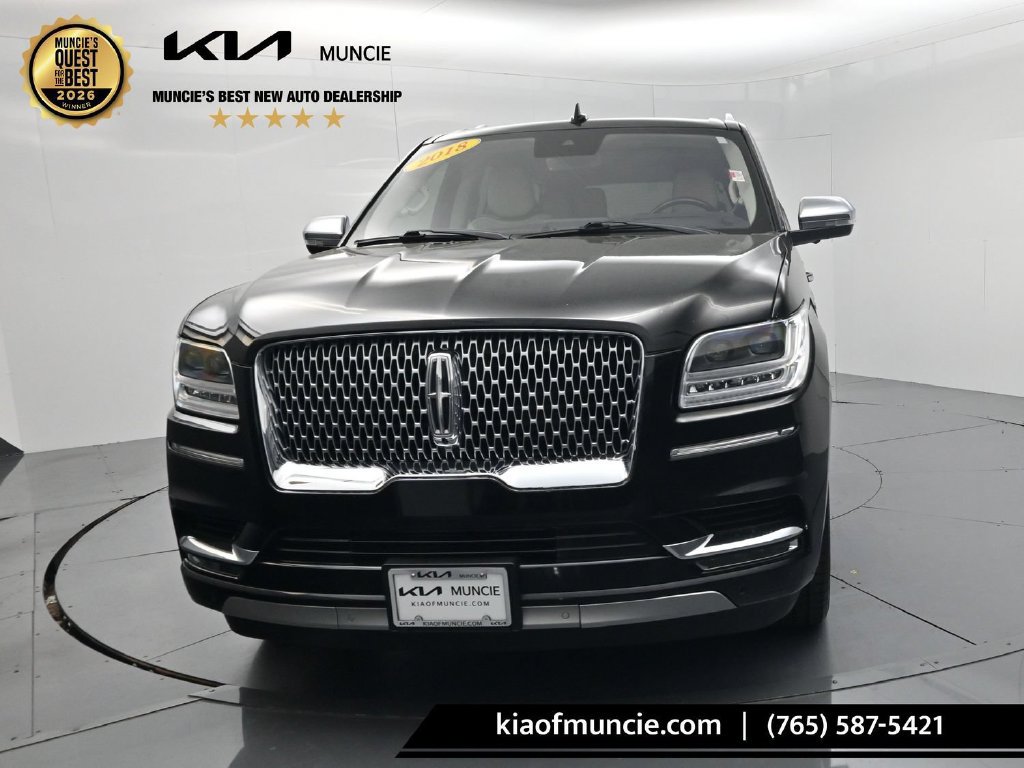 Used 2018 Lincoln Navigator Black Label AWD/4WD image 3
