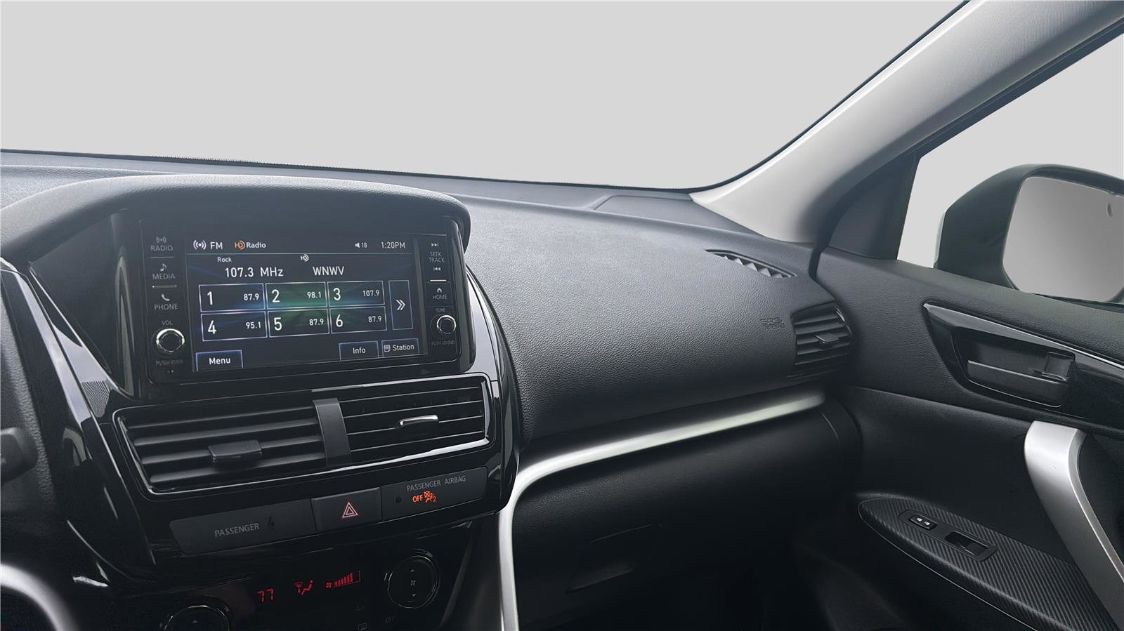 Used 2025 Mitsubishi Eclipse Cross ES image 11