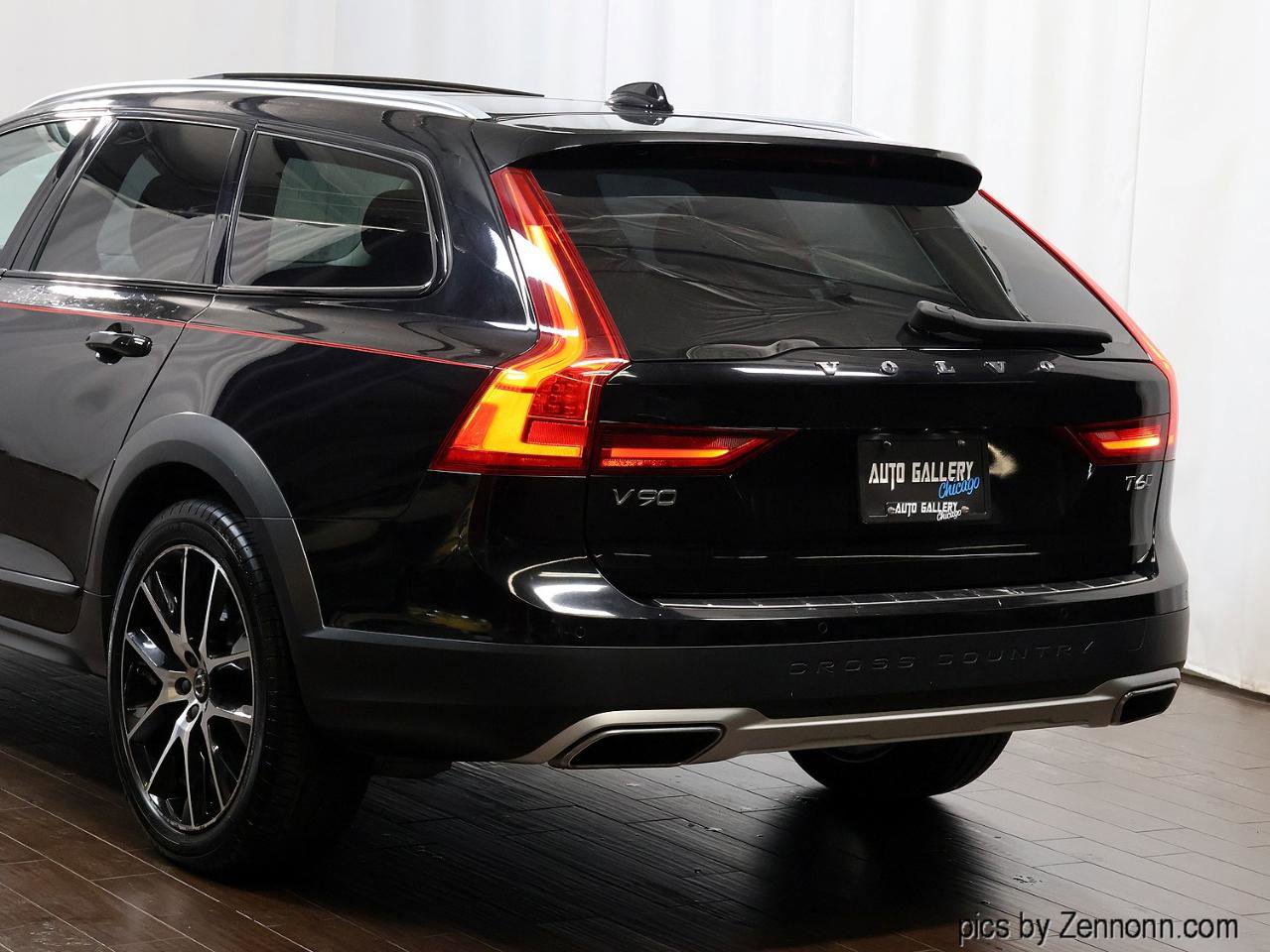 Used 2020 Volvo V90 T6 Cross Country w/ Protection Package Premier AWD/4WD image 8