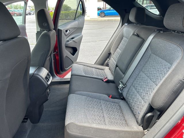 Used 2024 Chevrolet Equinox LT w/ LPO, Floor Liner Package FWD image 31