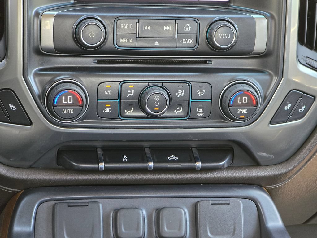 Used 2014 Chevrolet Silverado 1500 LTZ AWD/4WD image 34