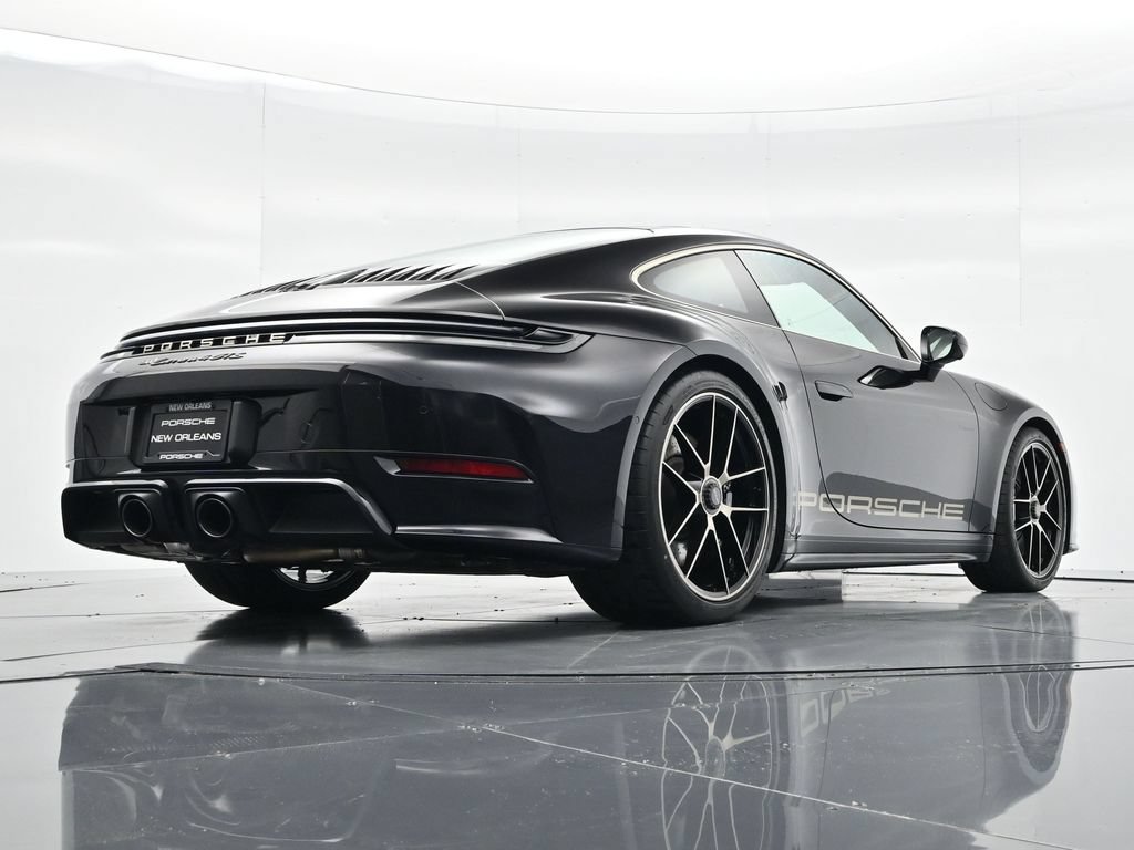 New 2026 Porsche 911 Carrera 4 GTS AWD/4WD image 32