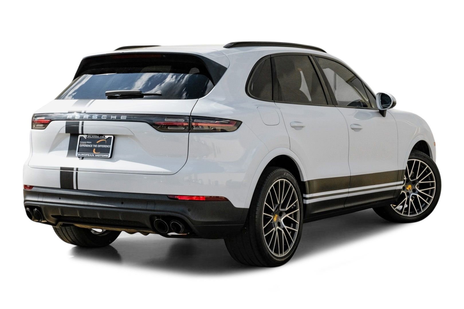Used 2020 Porsche Cayenne AWD/4WD image 7