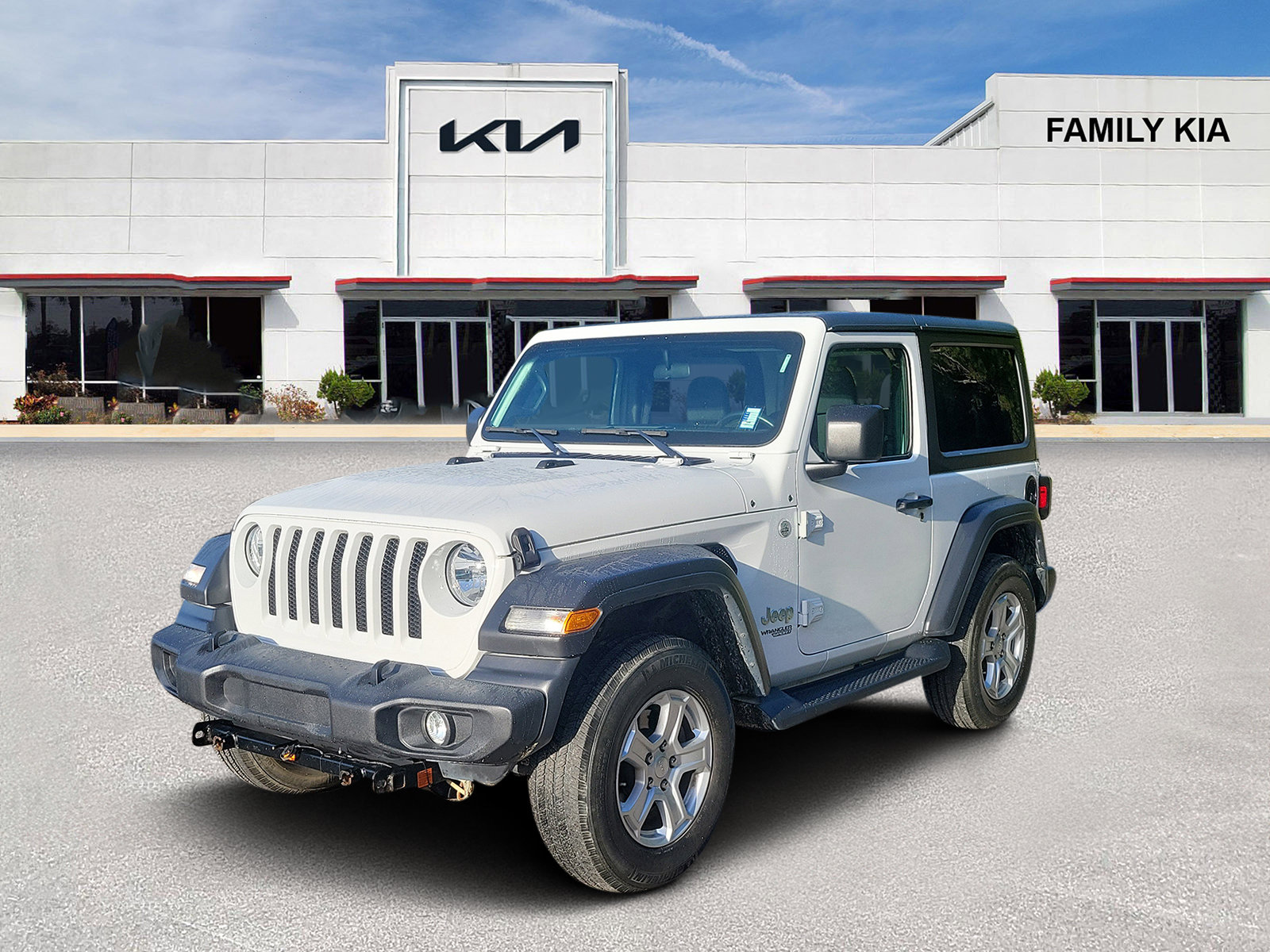 Used 2020 Jeep Wrangler Sport AWD/4WD image 2
