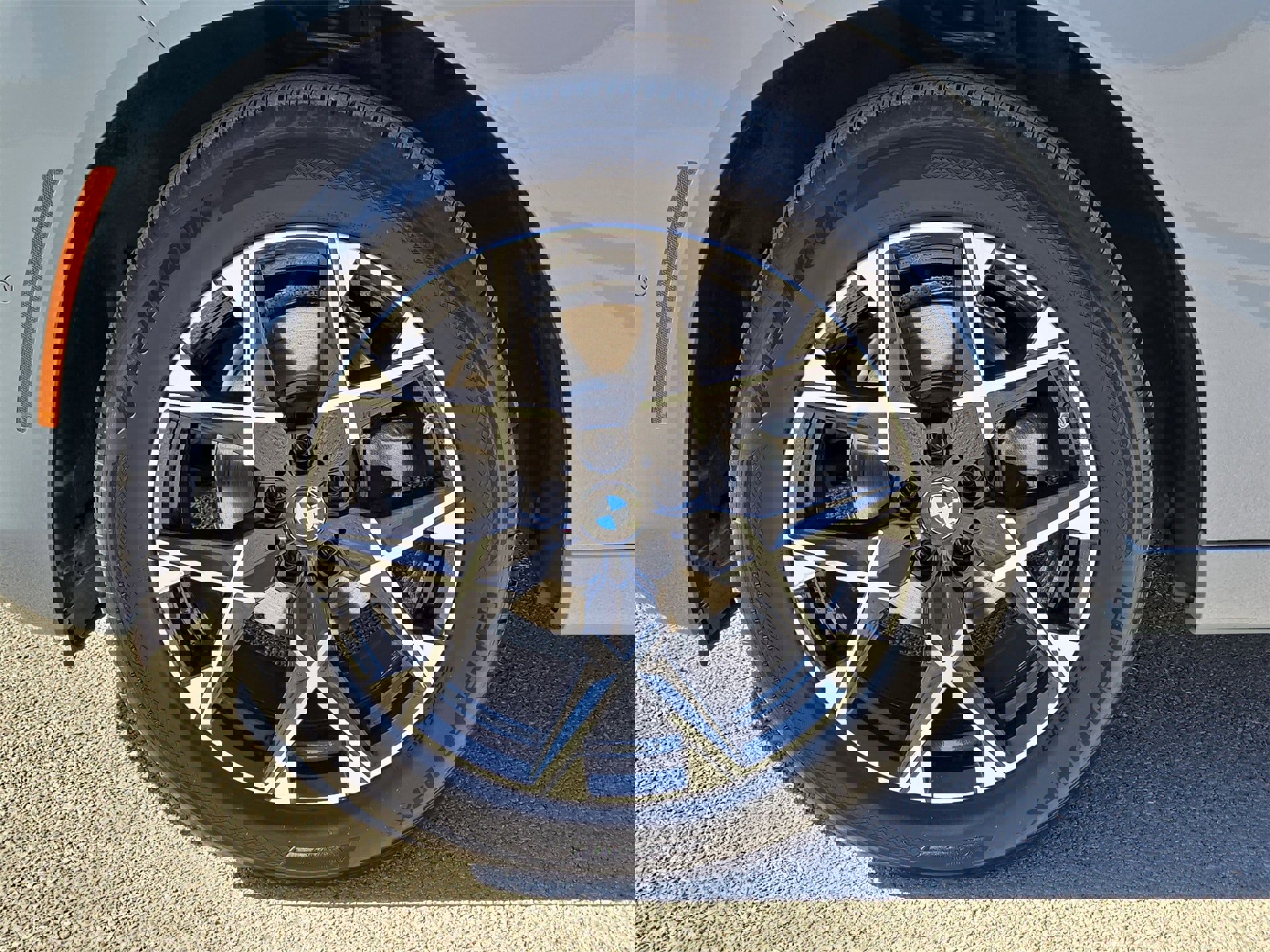 Used 2025 BMW X3 xDrive30i image 11