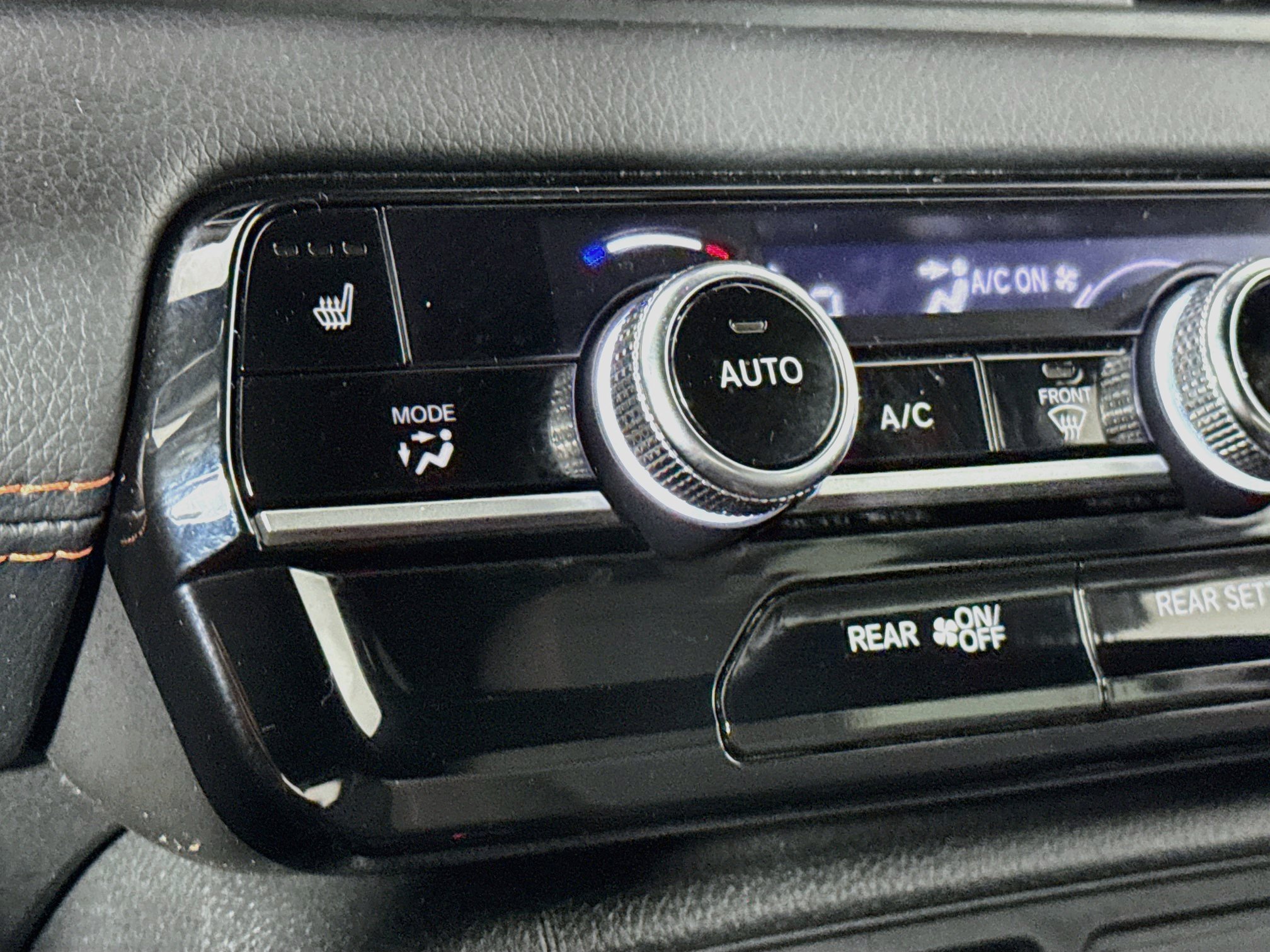 Certified 2023 Honda Pilot Sport image 19