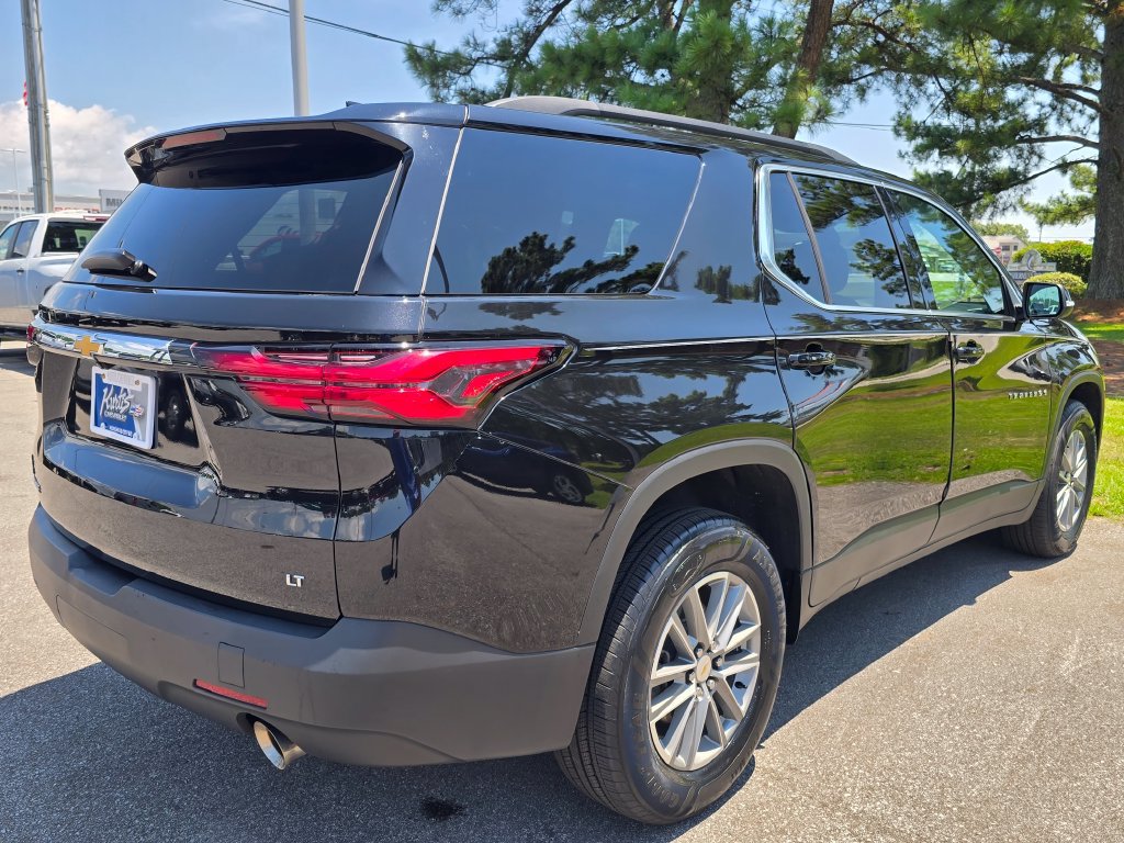 Certified 2023 Chevrolet Traverse LT FWD image 5