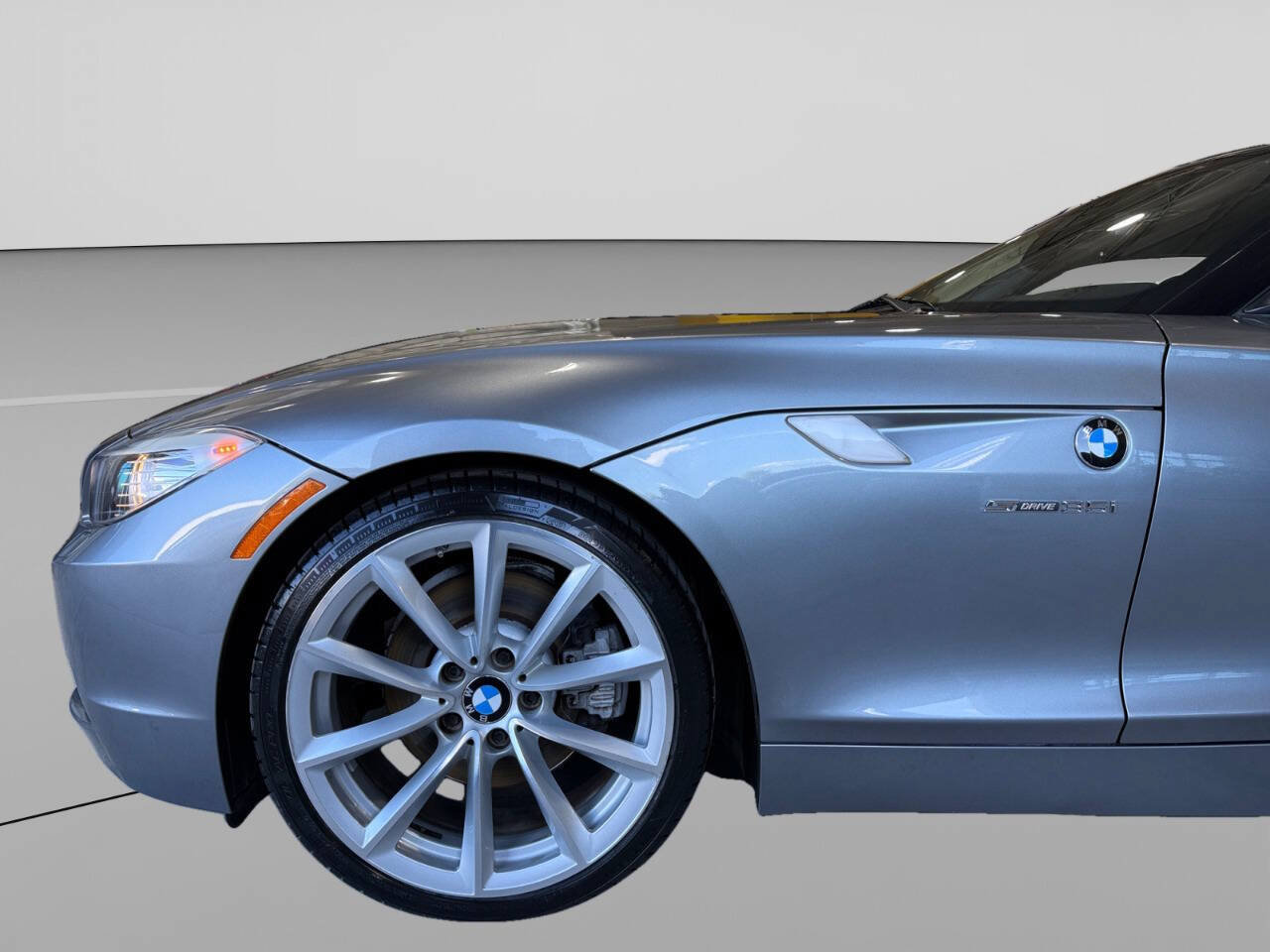 Used 2009 BMW Z4 sDrive35i RWD image 9