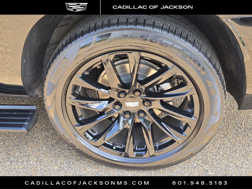 Used 2024 Cadillac Escalade ESV Sport Platinum w/ LPO, ONYX Package AWD/4WD image 35