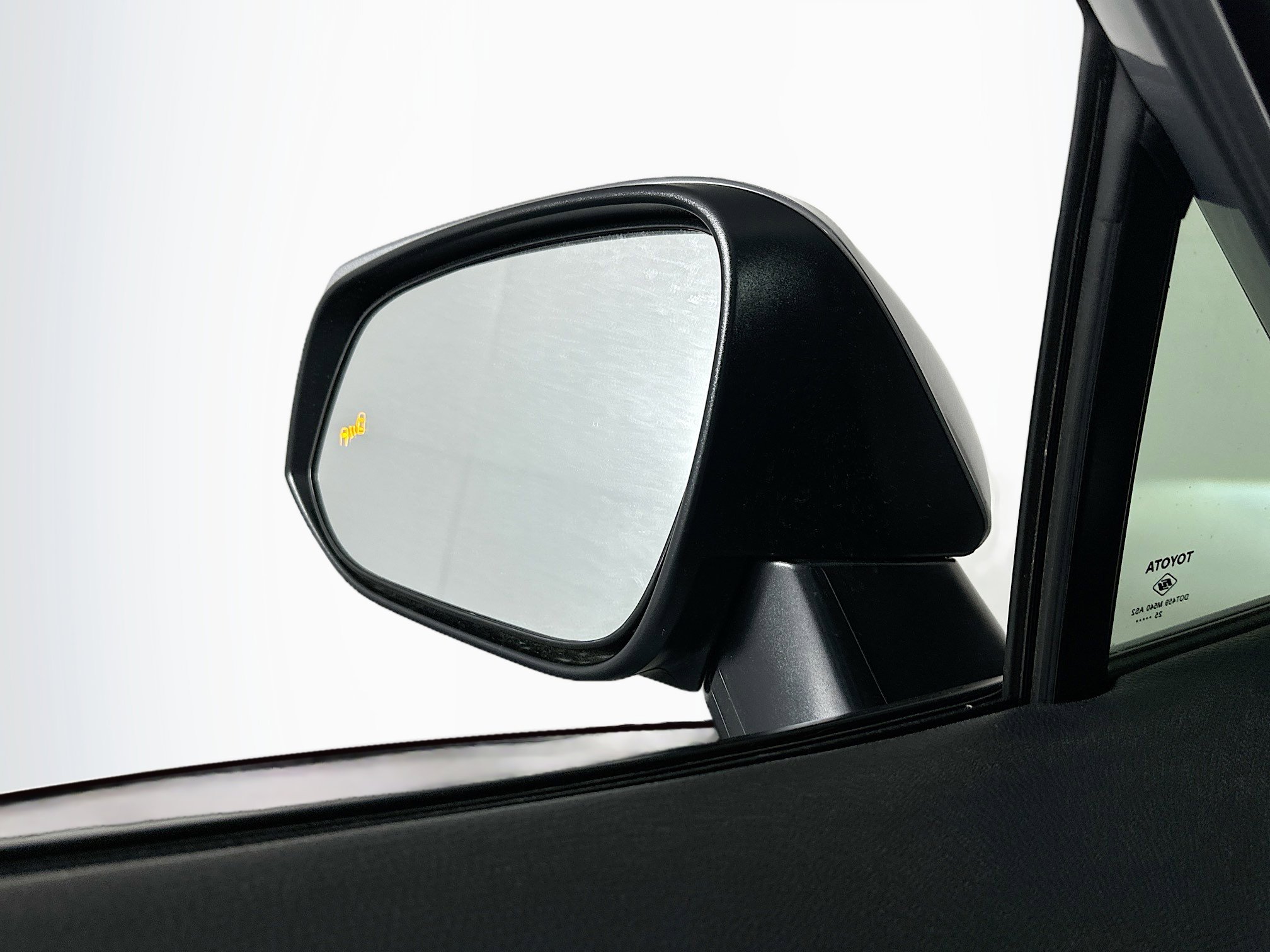 Used 2025 Toyota RAV4 Limited image 16