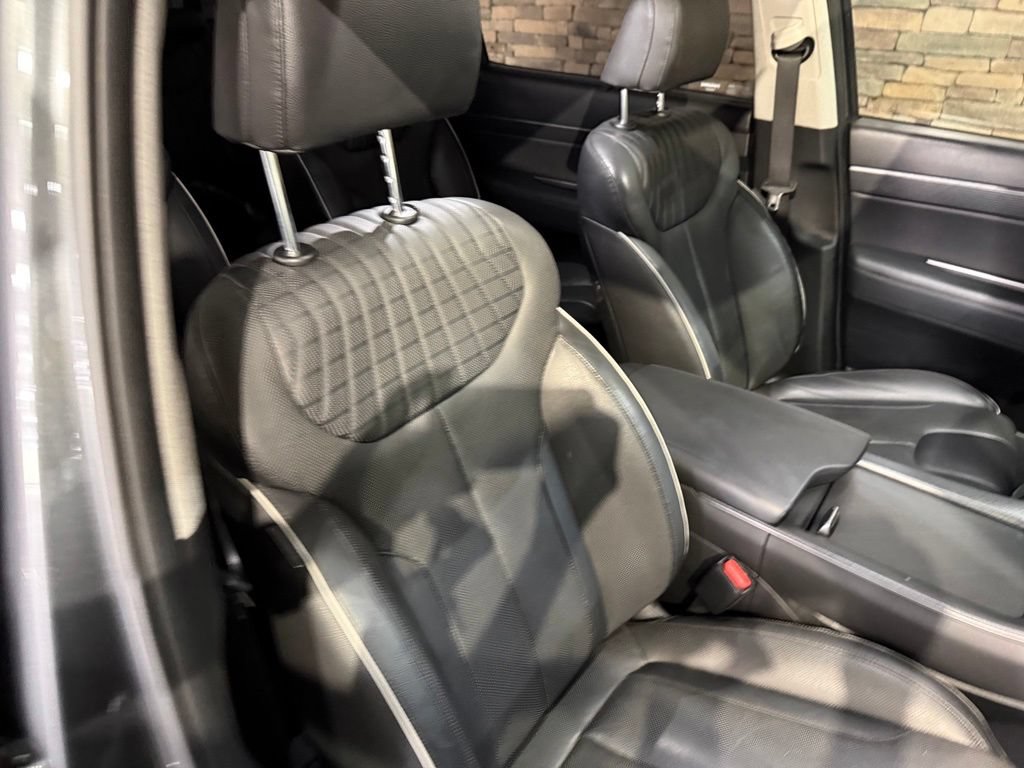 Used 2023 Hyundai Palisade Limited AWD/4WD image 33