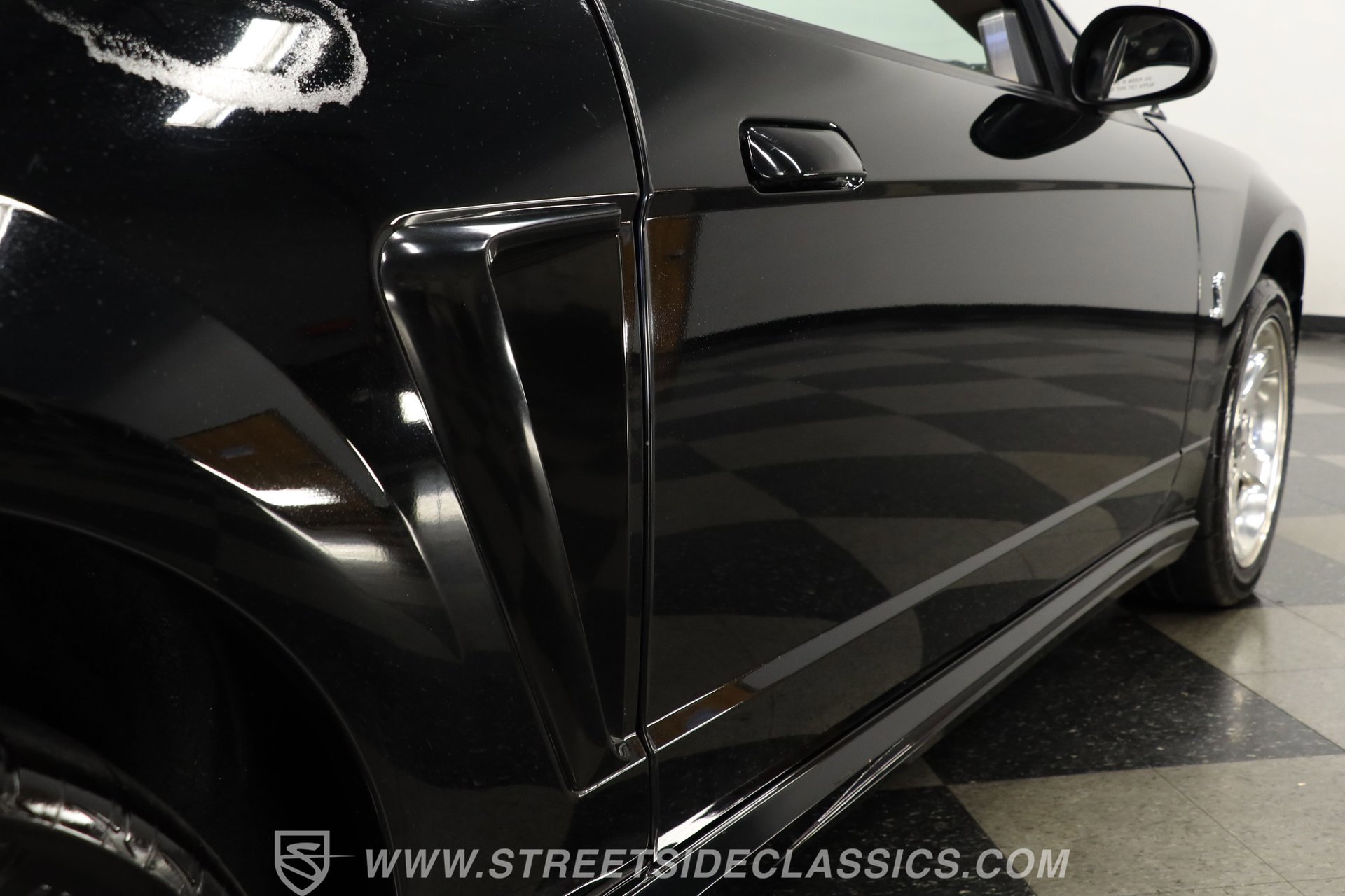 Used 2001 Ford Mustang Cobra image 26