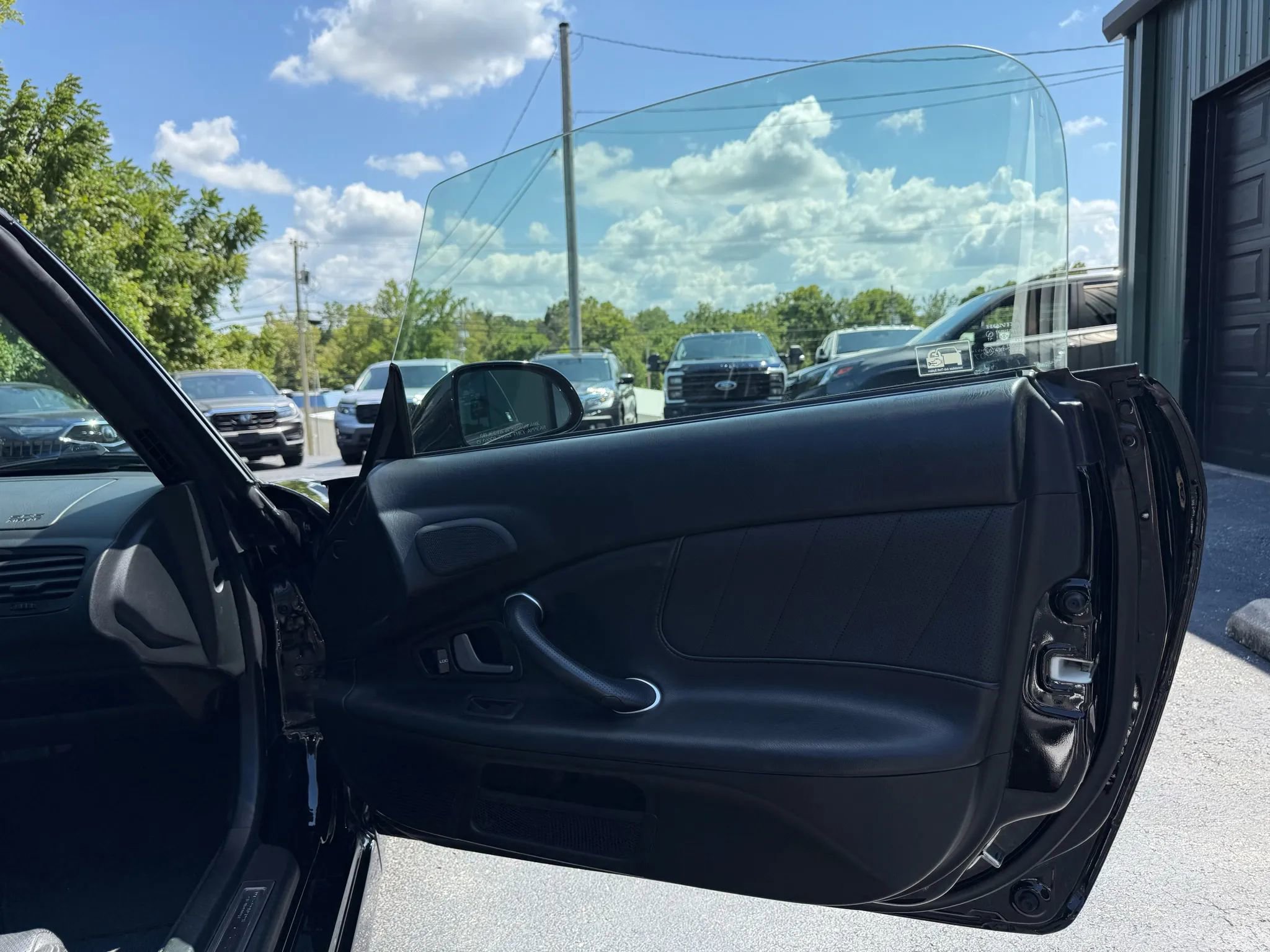 Used 2006 Honda S2000 image 23