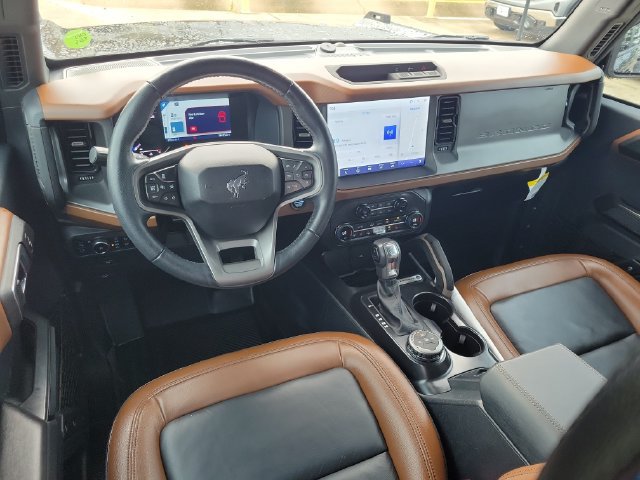 Used 2024 Ford Bronco Outer Banks AWD/4WD image 10