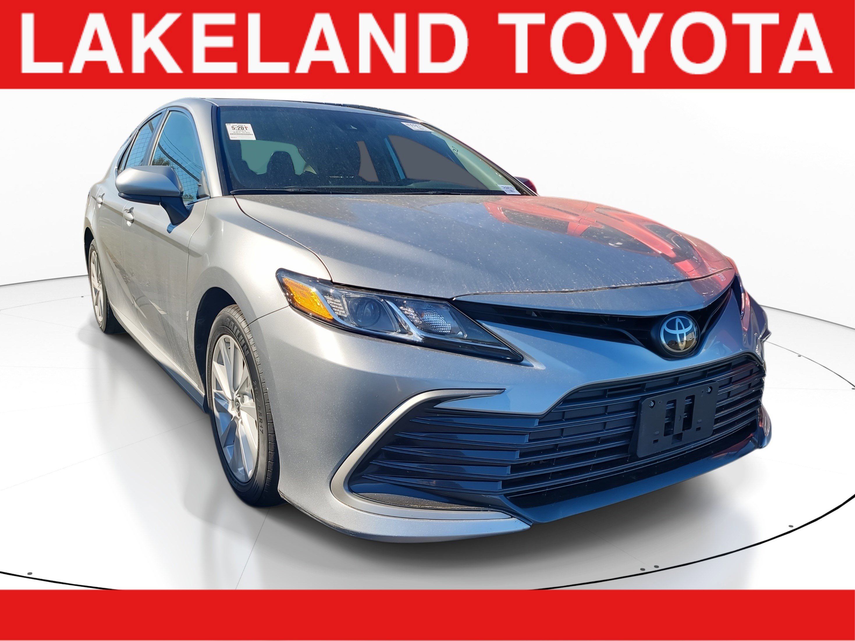 Used 2024 Toyota Camry LE image 1