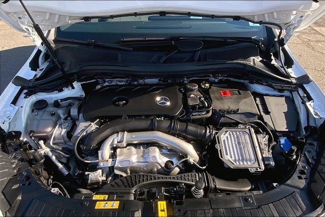 Used 2025 Mercedes-Benz GLA 250 4MATIC image 25