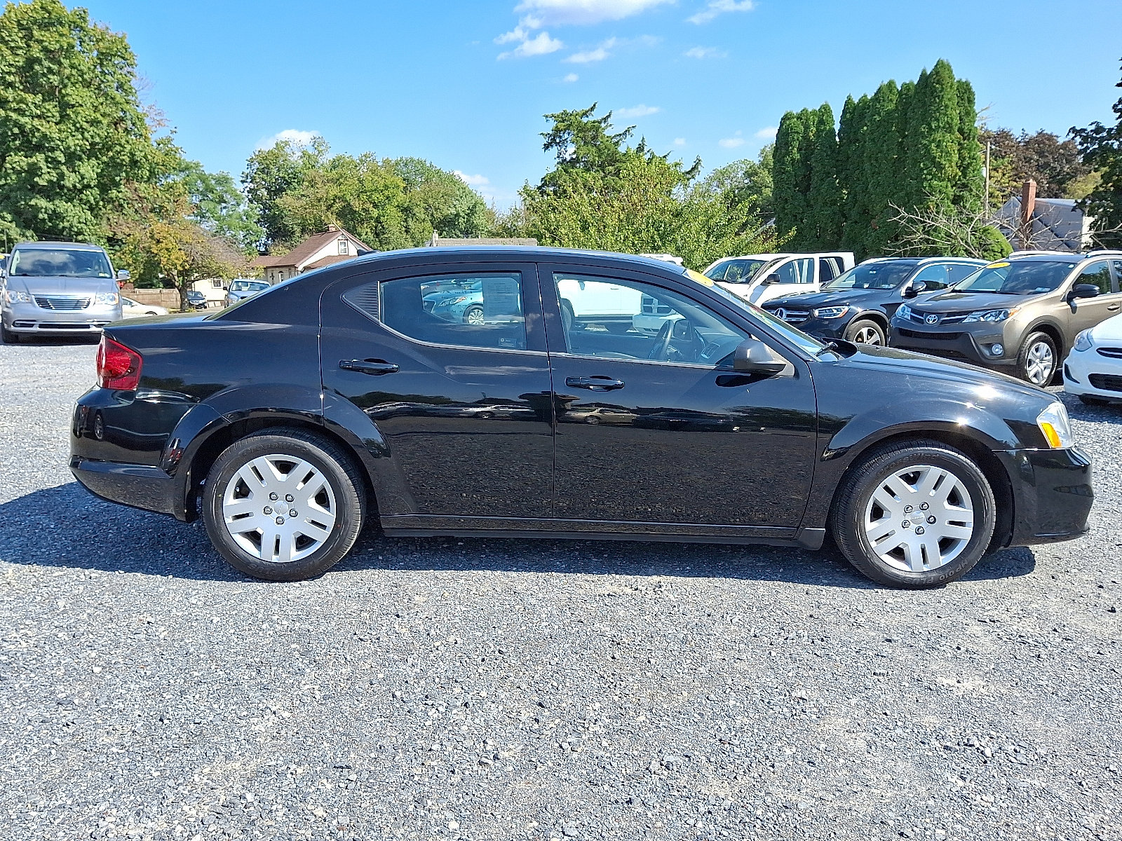Used 2013 Dodge Avenger SE image 8