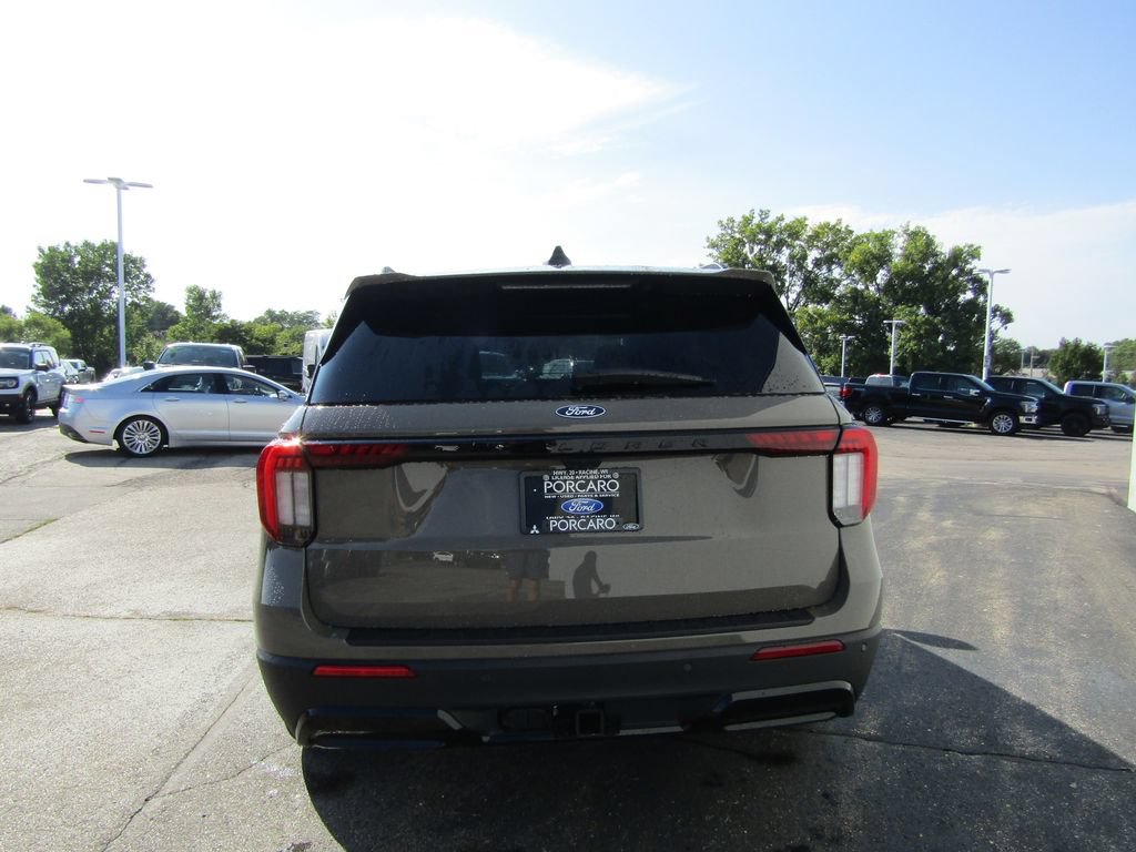 New 2027 Ford Explorer ST-Line w/ Premium Package AWD/4WD image 9