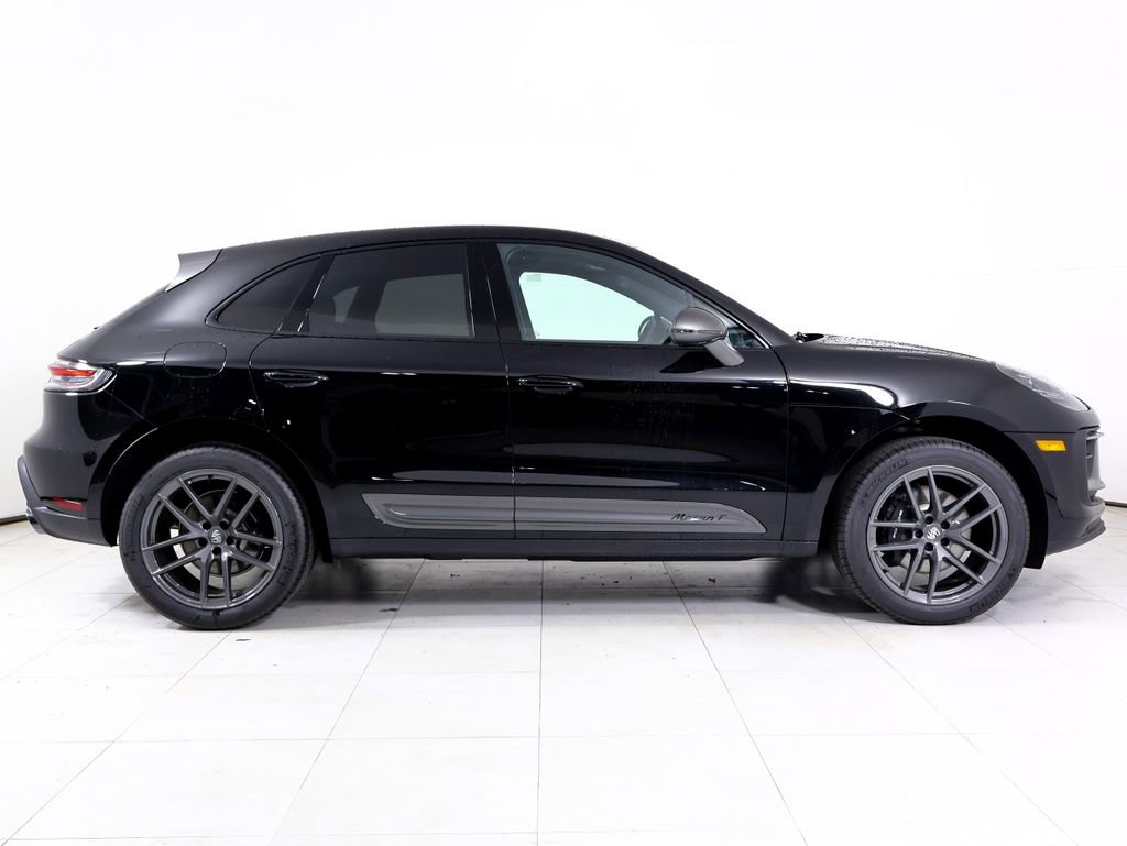 New 2026 Porsche Macan Turbo AWD/4WD image 33