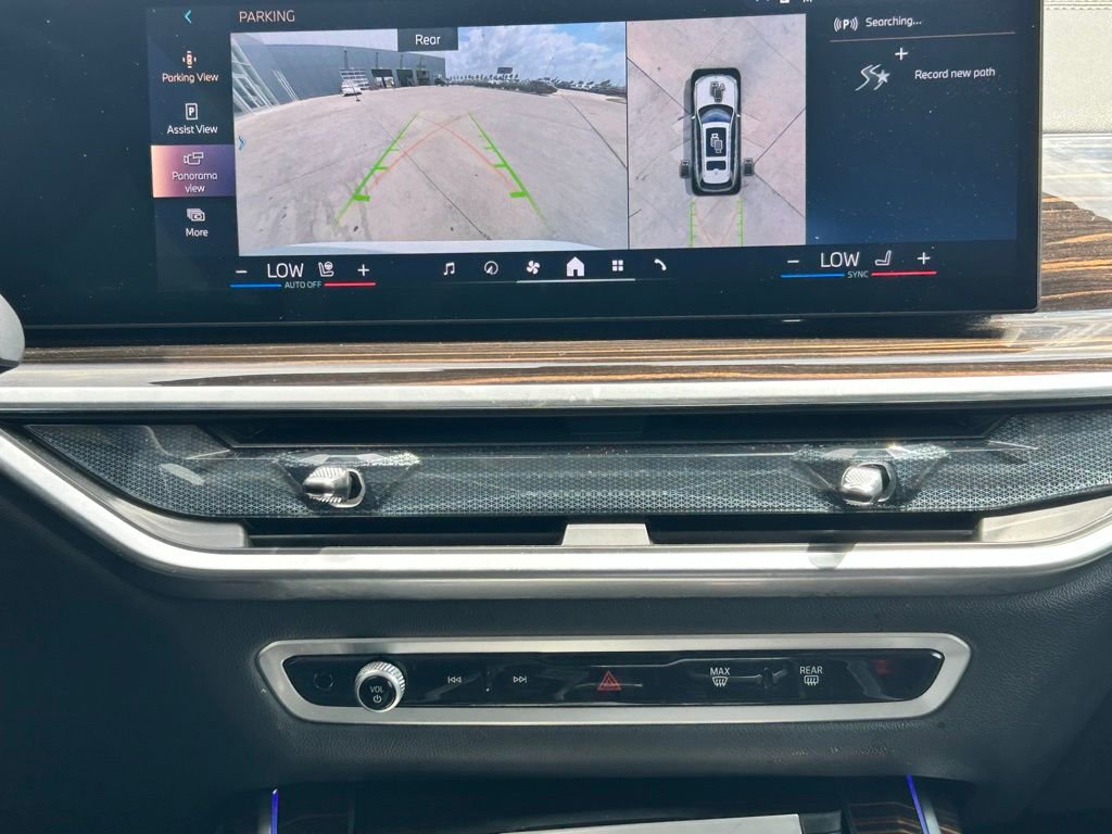 Used 2025 BMW X7 xDrive40i image 15