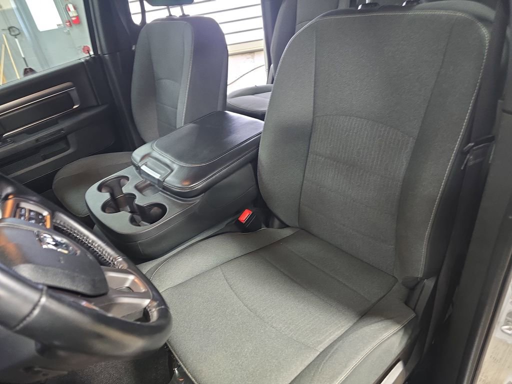 Used 2021 RAM 1500 Classic Warlock image 16