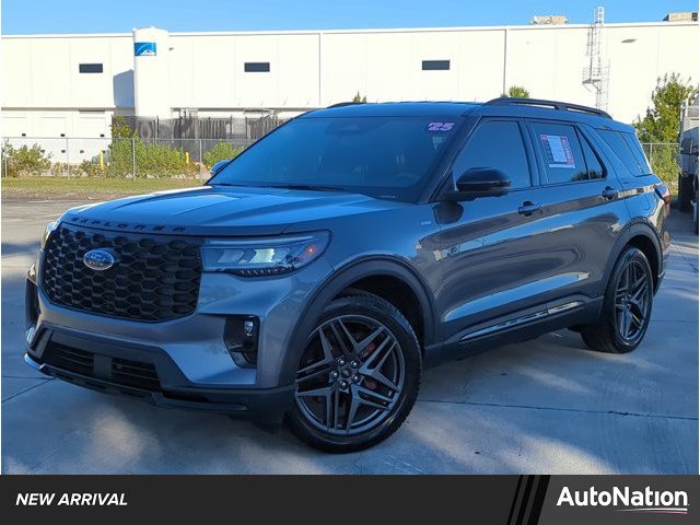 Certified 2025 Ford Explorer ST-Line w/ Premium Package