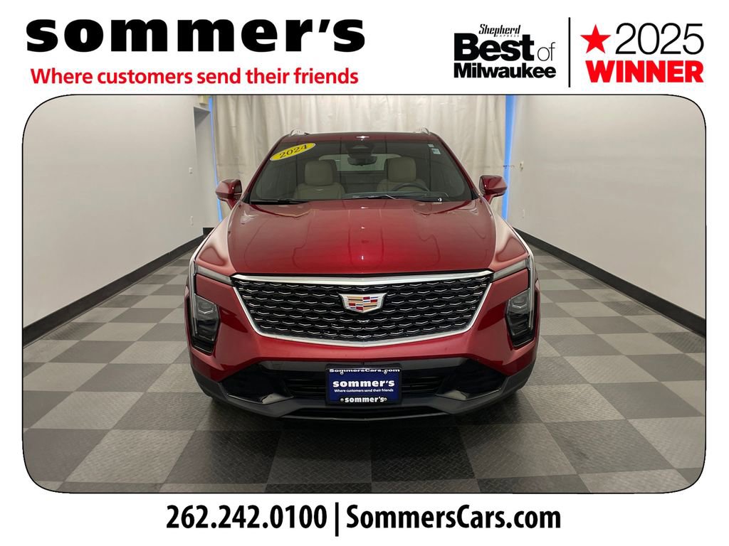 Used 2024 Cadillac XT4 Premium Luxury w/ Technology Package AWD/4WD image 8
