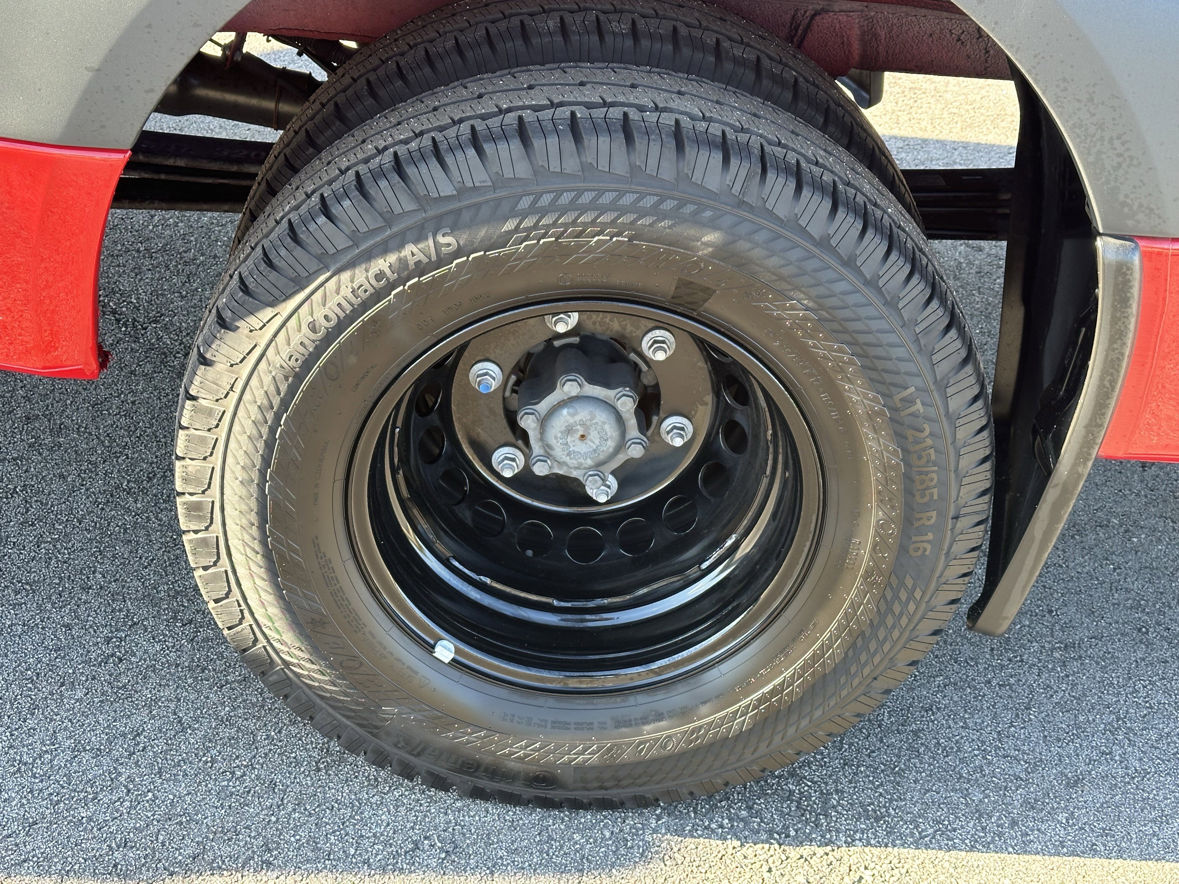 Used 2025 Mercedes-Benz Sprinter 3500 image 18